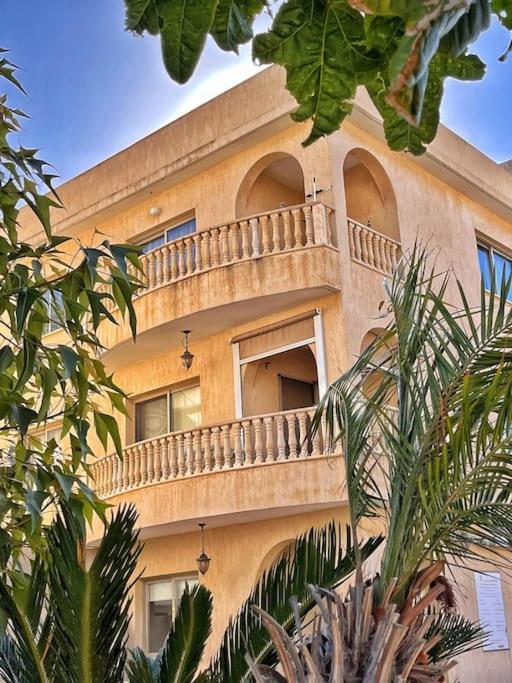 Teo Apartment Paphos Eksteriør billede