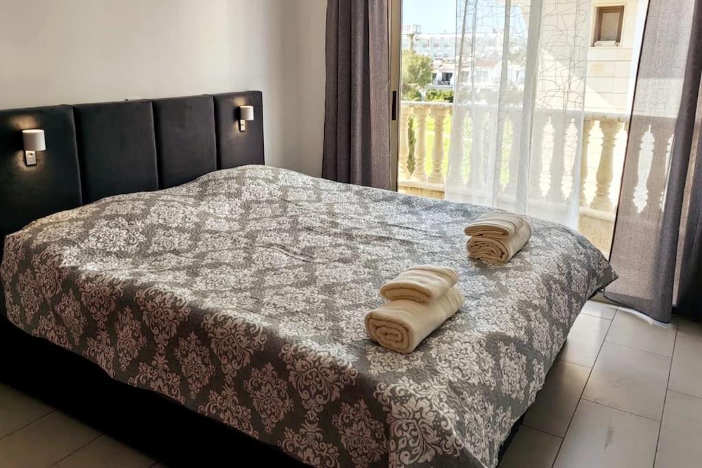 Teo Apartment Paphos Eksteriør billede